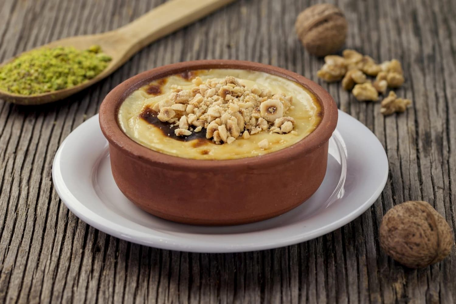 Sarnıç Dondurma Cafe, Mersin dondurmacı, Toroslar tatlıcı, kadayıf dondurma, halka tatlısı, tulumba tatlısı, Sarnıç Bomba, Mersin tatlı mekanları, şerbetli tatlı dondurma, yöresel tatlılar